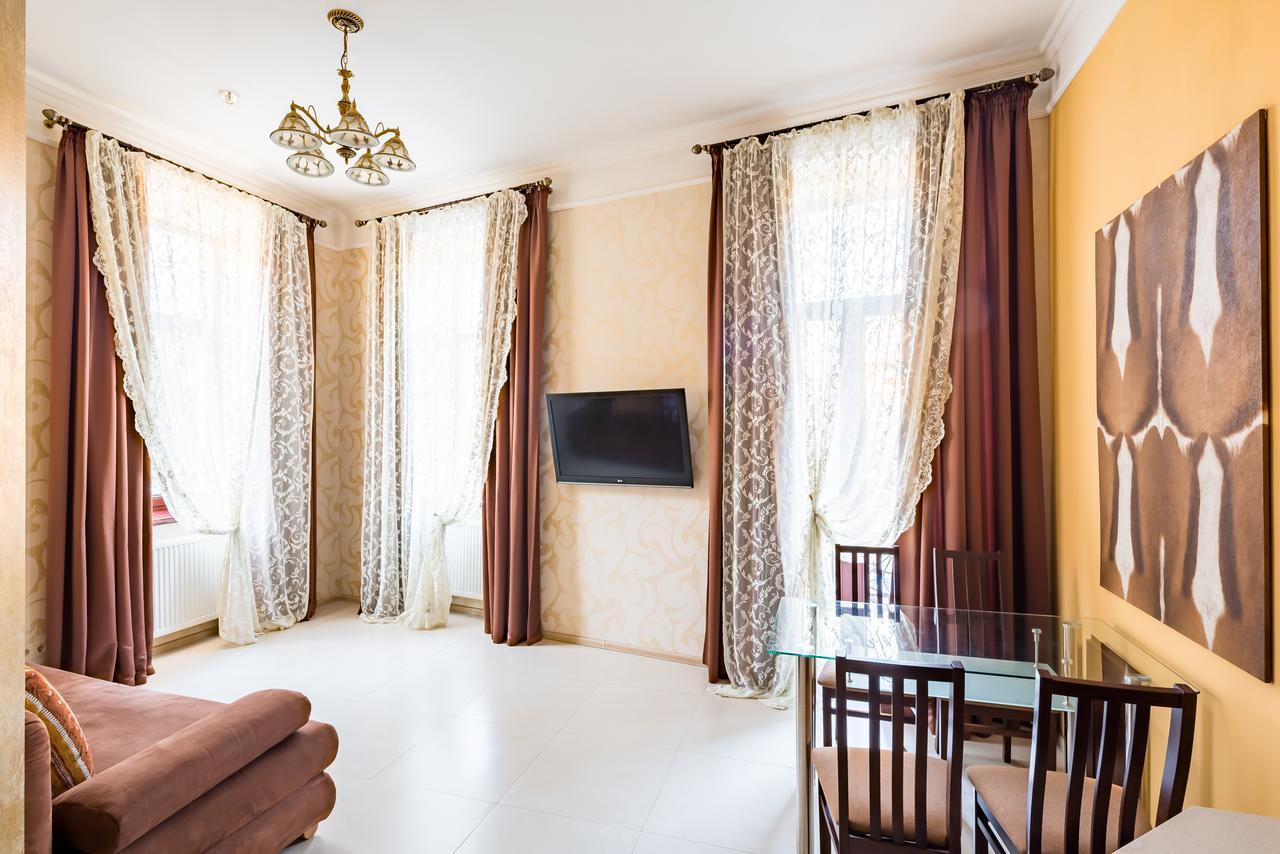 Leogrand Apartments On Doroshenka Street 1 Lviv Dış mekan fotoğraf
