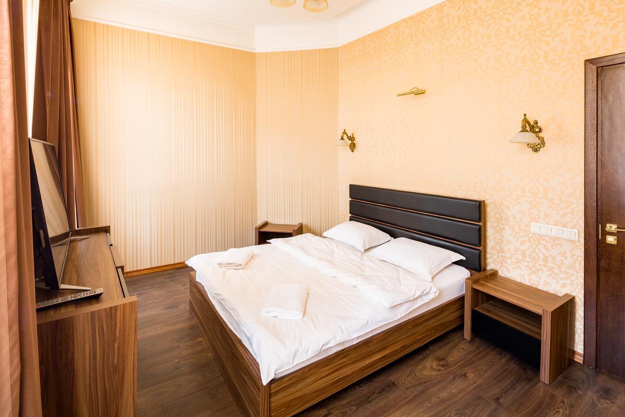 Leogrand Apartments On Doroshenka Street 1 Lviv Dış mekan fotoğraf