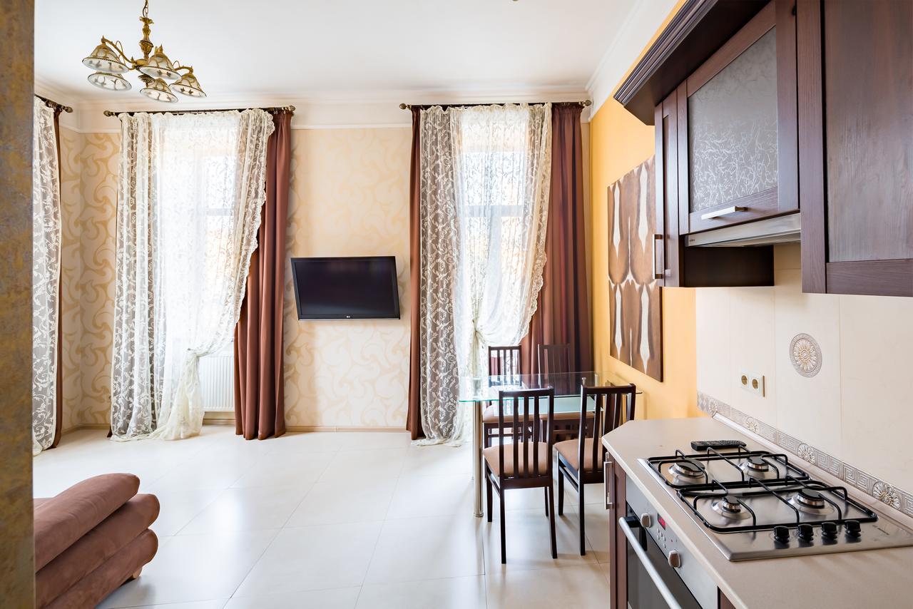 Leogrand Apartments On Doroshenka Street 1 Lviv Dış mekan fotoğraf
