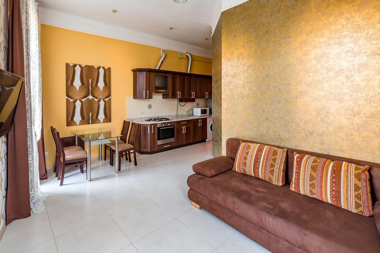 Leogrand Apartments On Doroshenka Street 1 Lviv Dış mekan fotoğraf